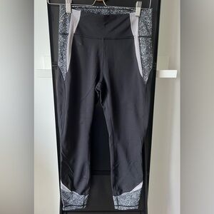 Lululemon Black and Gray Patterned Leggings
